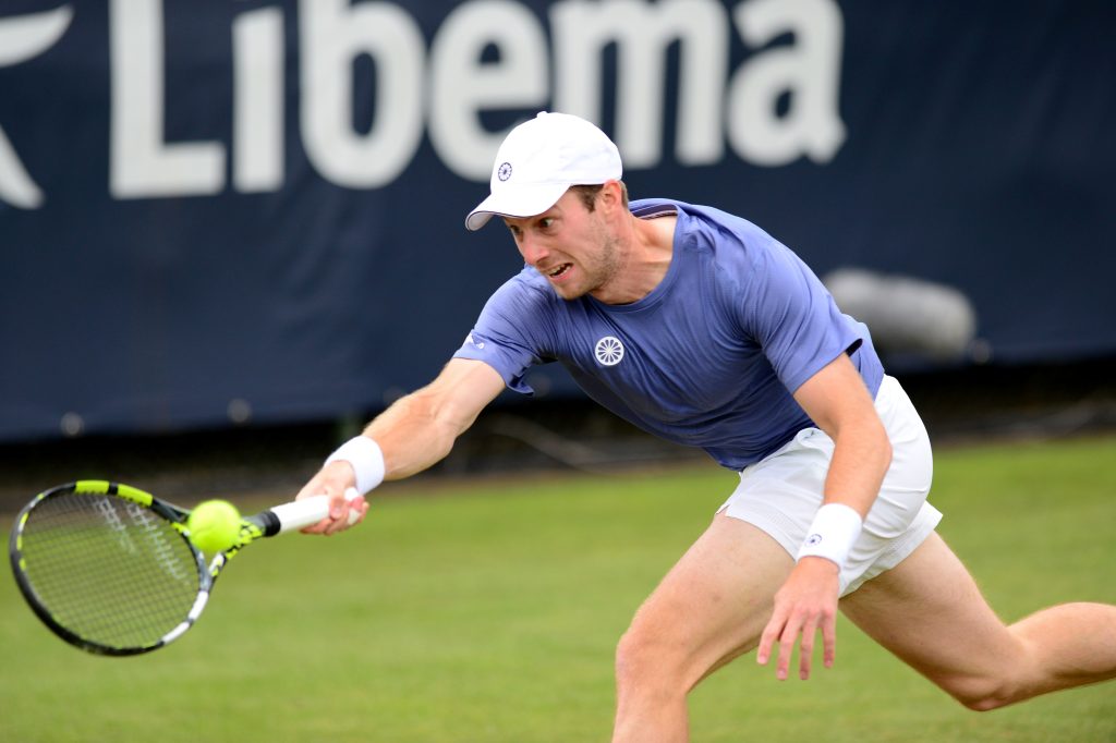 Botic van de Zandschulp knokt zich in vijf sets naar vierde ronde US Open; Franse lucky loser wacht