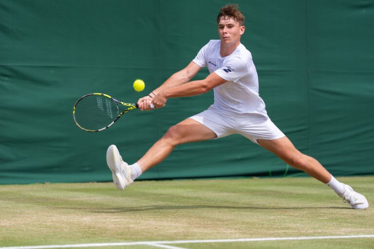 Mees Röttgering scoort in Frankrijk beste zege van carrière