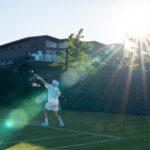 Service toss verbeteren bij tennis: 7 oefeningen voor een betere opgooi