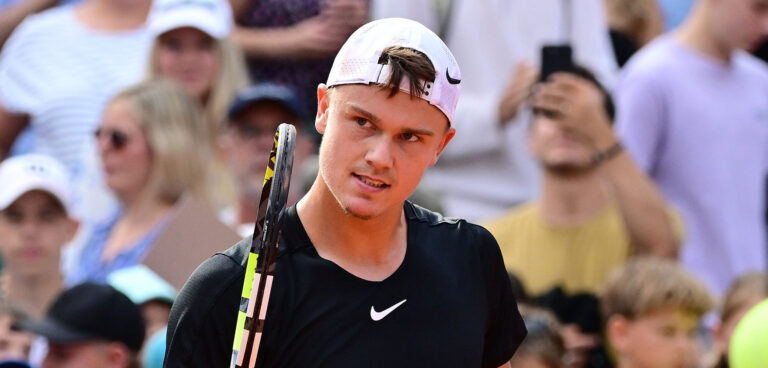 Na maanden blessureleed maakt Holger Rune hier zijn comeback