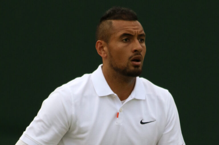 Scheldpartijen, kapotte rackets, mishandeling en nu cocaïnegebruik: de val van Wimbledon-finalist Nick Kyrgios